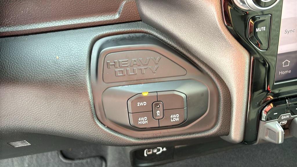 Used 2025 RAM 2500 Big Horn AWD/4WD image 14