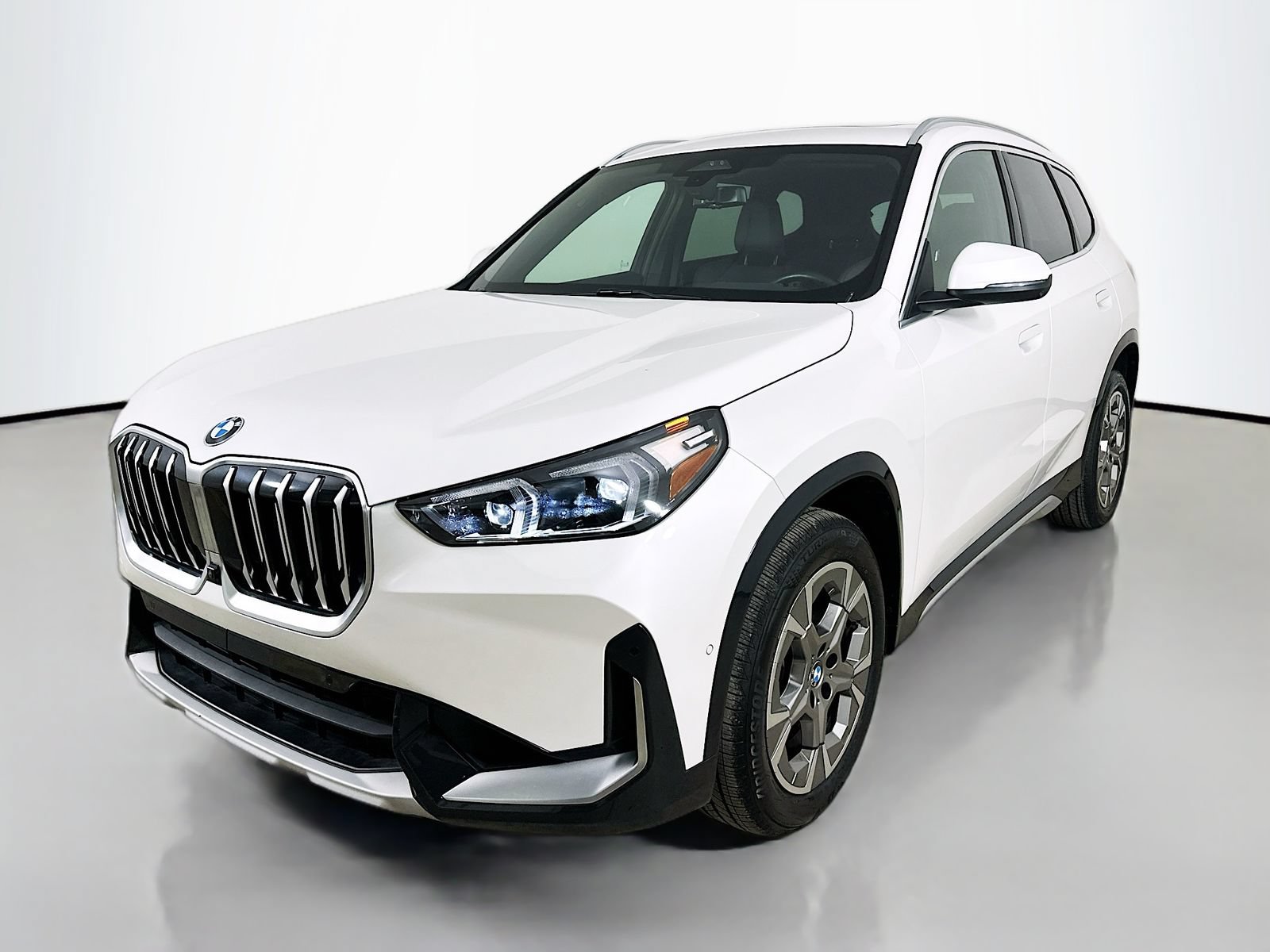 Used 2025 BMW X1 xDrive28i w/ Premium Package