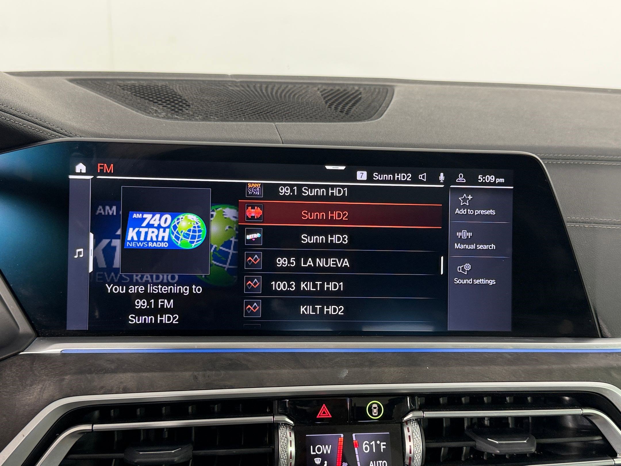 Used 2021 BMW X5 xDrive45e w/ M Sport Package AWD/4WD image 26