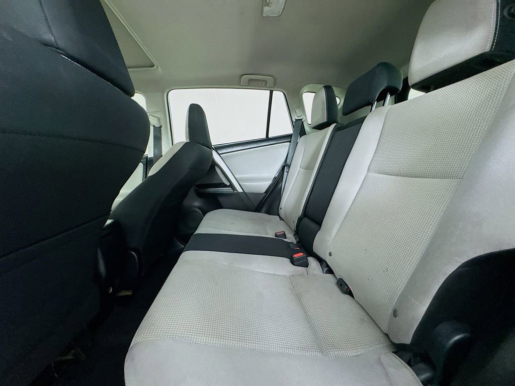 Used 2016 Toyota RAV4 XLE FWD image 27