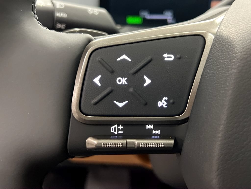 New 2026 Lexus ES 500e w/ Convenience Package AWD/4WD image 12