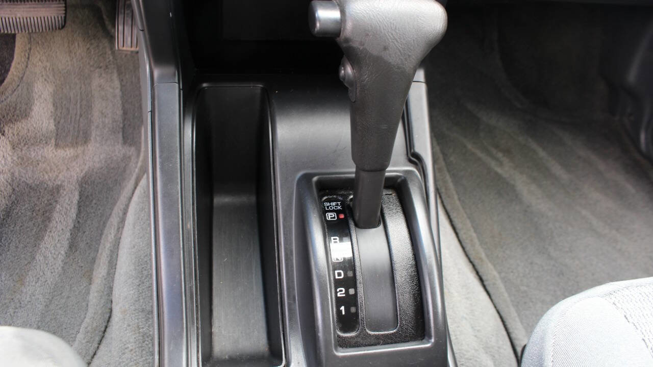 Used 2003 Nissan Frontier XE image 36