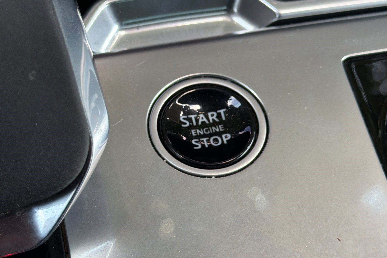 Used 2023 Land Rover Range Rover SE AWD/4WD image 15