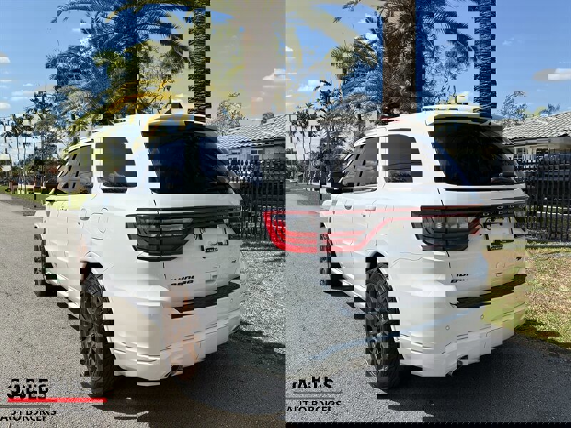 Used 2018 Dodge Durango R/T w/ Technology Group RWD image 11