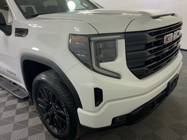 Used 2023 GMC Sierra 1500 Elevation image 10