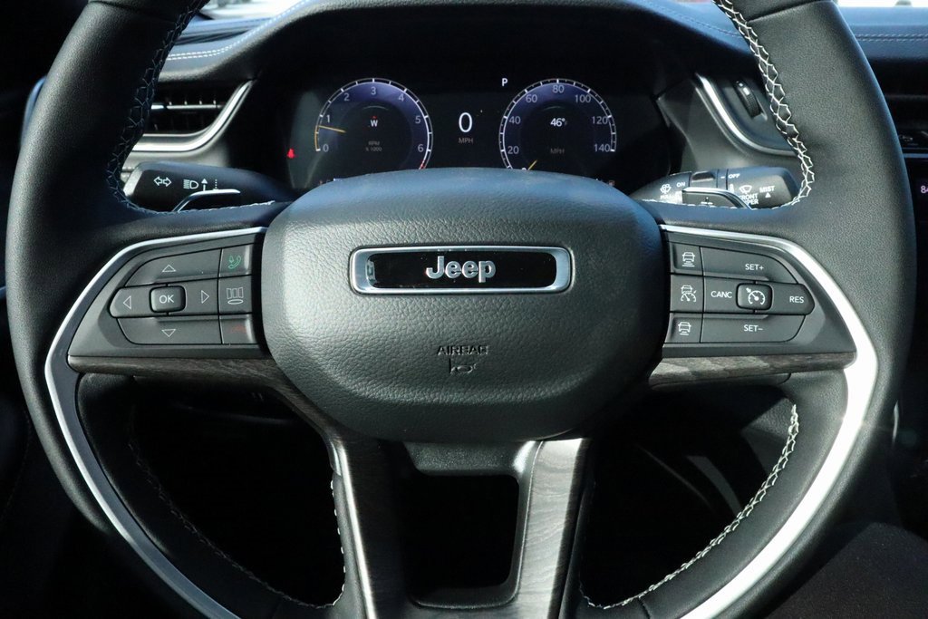 New 2025 Jeep Grand Cherokee L Limited image 3