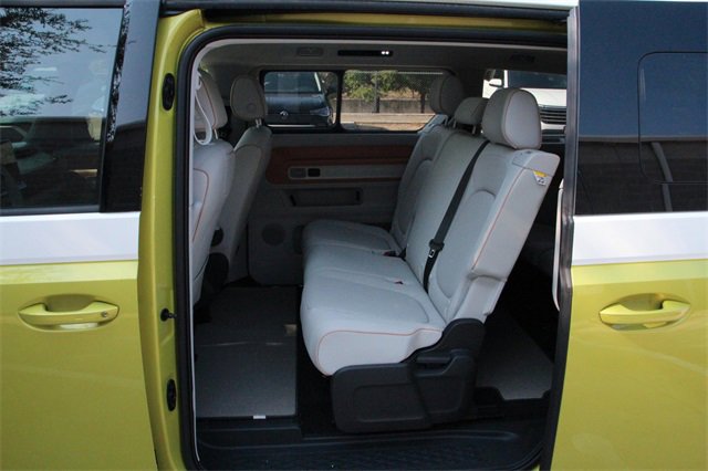 New 2025 Volkswagen ID. Buzz 1st Edition image 16