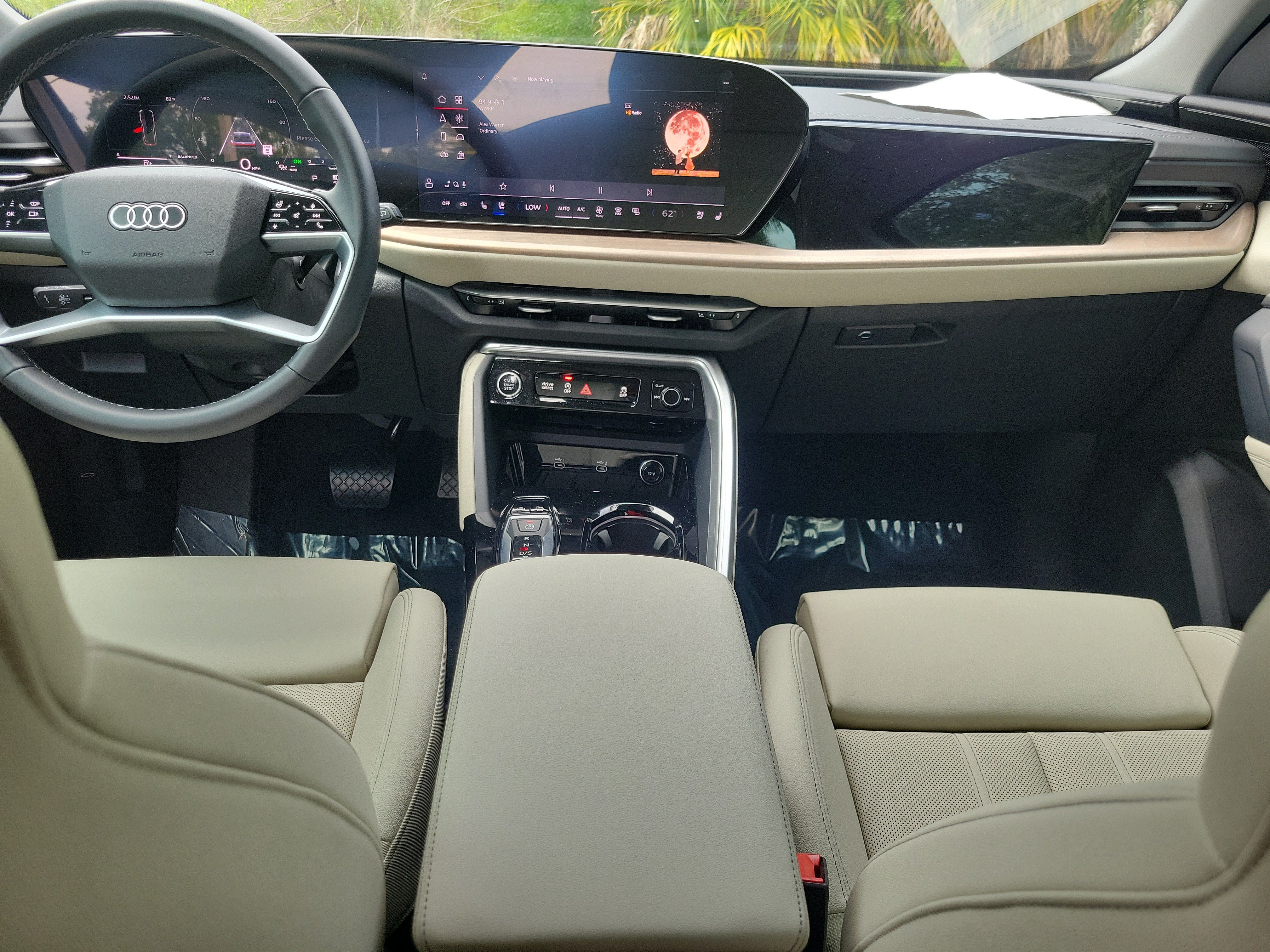 Certified 2025 Audi Q5 Premium Plus w/ Premium Plus AWD/4WD image 16