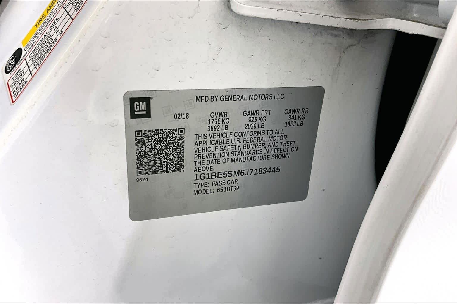 Used 2018 Chevrolet Cruze LT w/ Sun And Sound Package FWD image 30