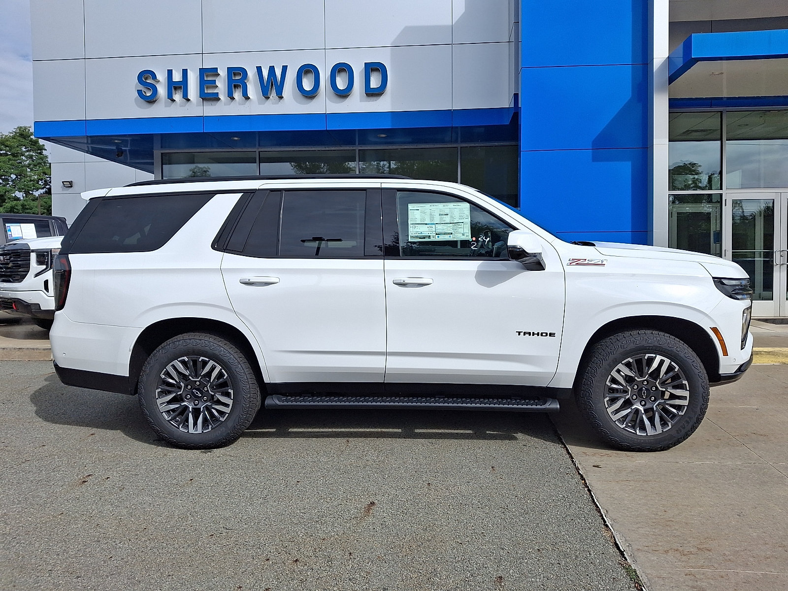 New 2026 Chevrolet Tahoe Z71 w/ Z71 Off-Road Package AWD/4WD image 7