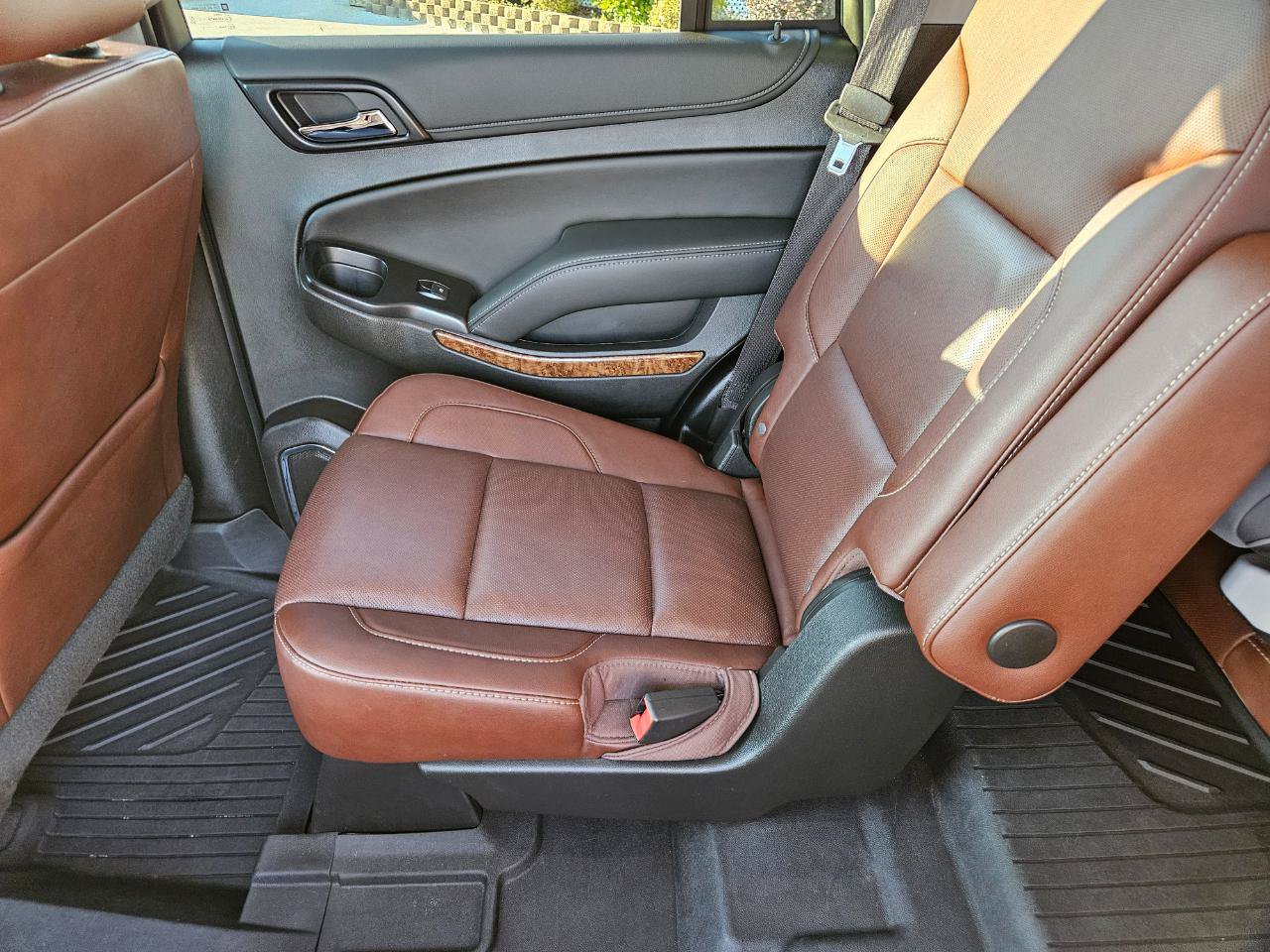 Used 2019 Chevrolet Tahoe Premier w/ Premier Plus Edition AWD/4WD image 17