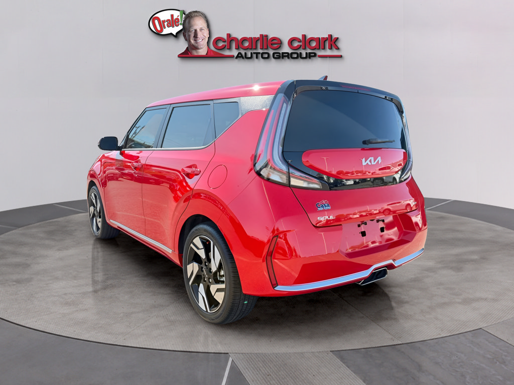Used 2025 Kia Soul GT-Line w/ GT-Line Technology Package FWD image 3