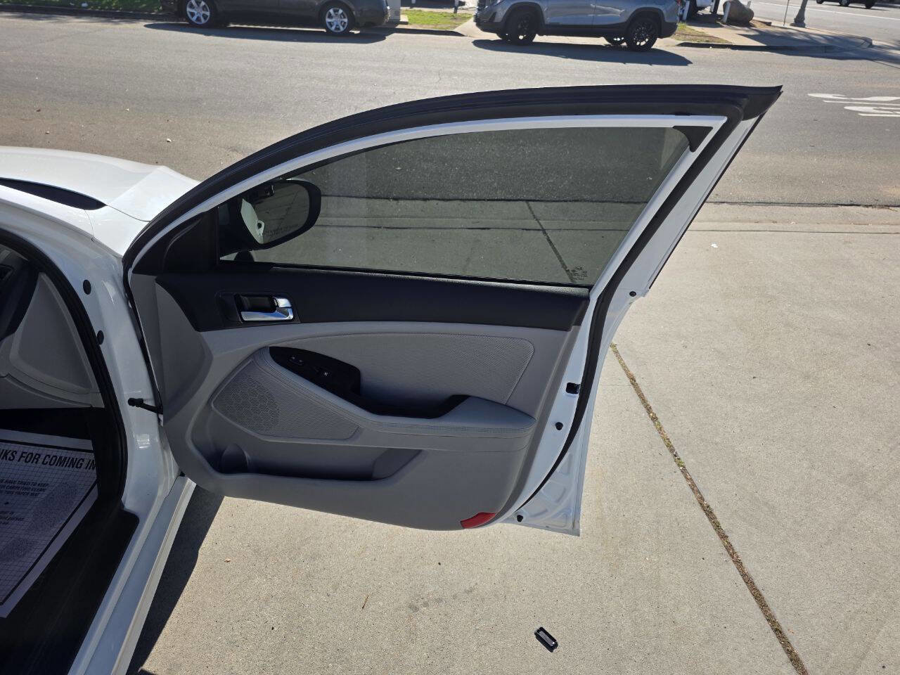 Used 2015 Kia Optima EX image 12