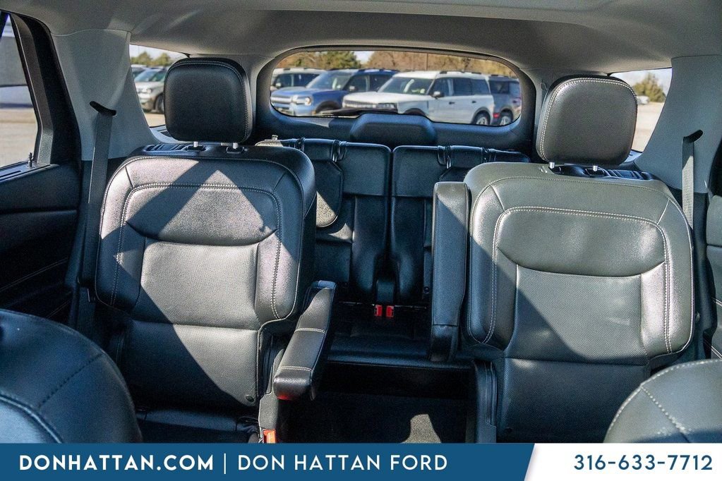 Used 2022 Ford Explorer Limited w/ Equipment Group 301A image 24