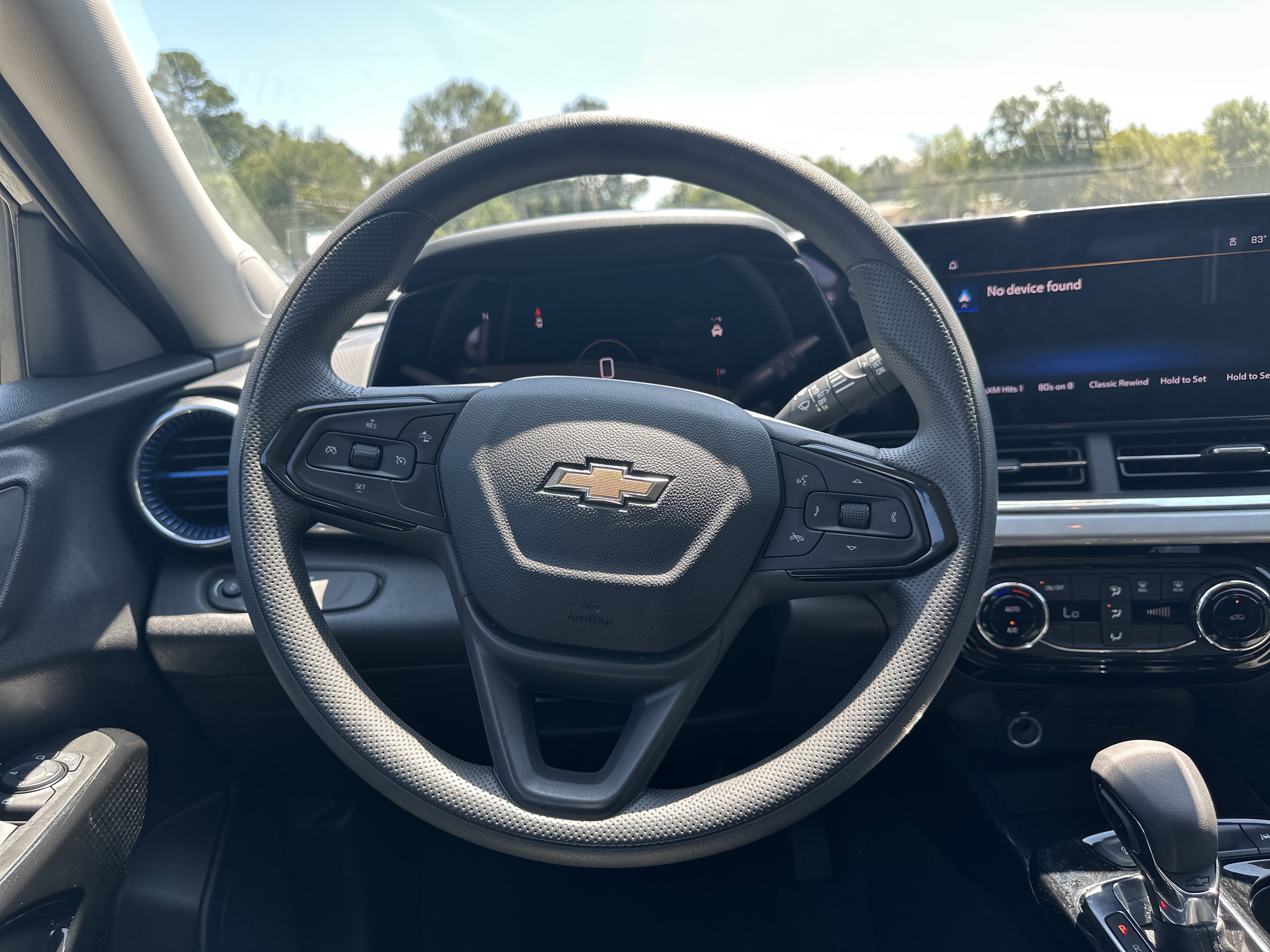 Used 2024 Chevrolet Trax LT image 23