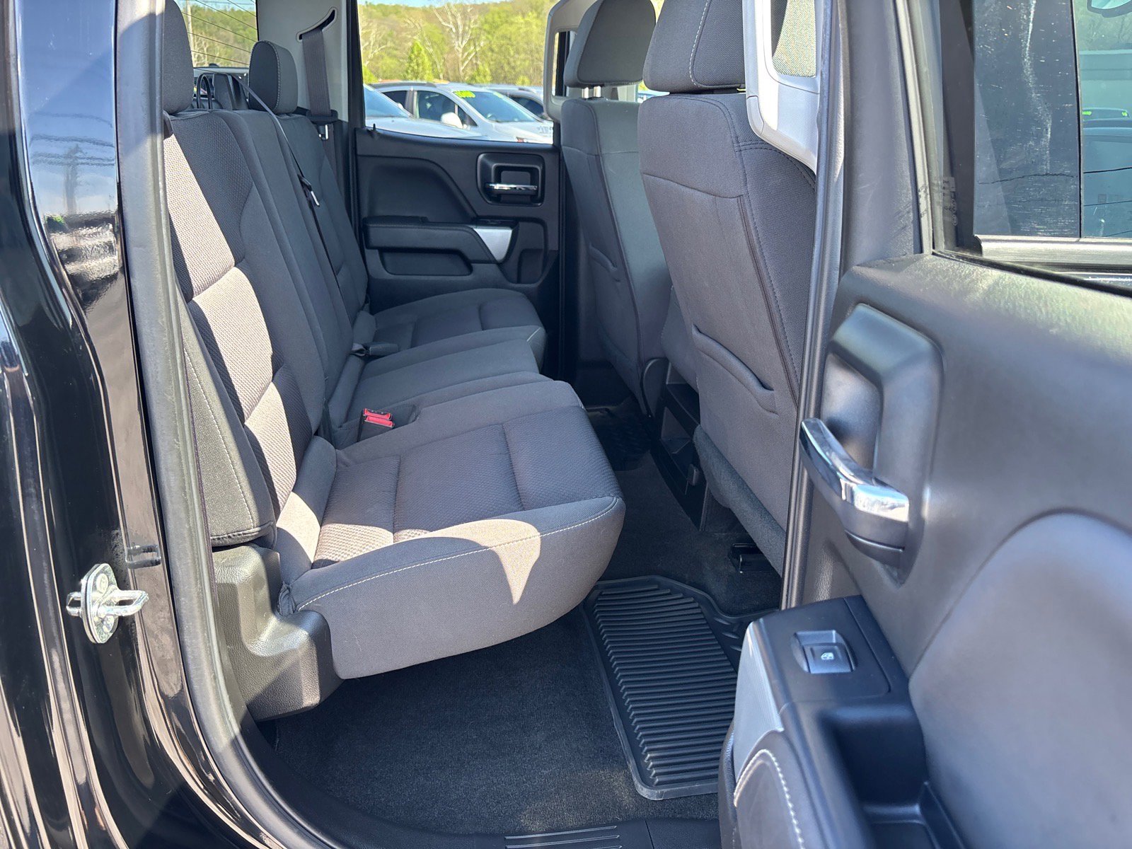 Used 2017 Chevrolet Silverado 1500 LT w/ Midnight Edition image 21