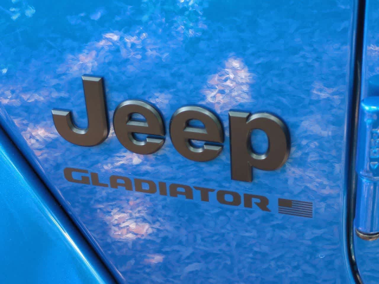 Certified 2025 Jeep Gladiator Sport AWD/4WD image 12