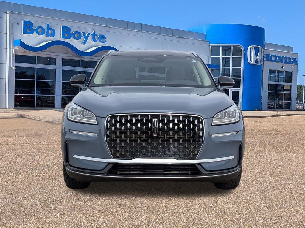 Used 2024 Lincoln Corsair Reserve w/ Equipment Group 201A image 8