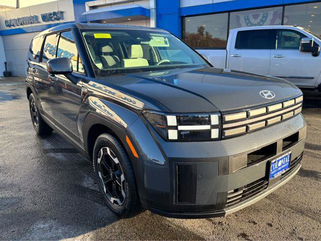 Used 2025 Hyundai Santa Fe SE AWD/4WD image 15