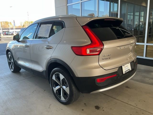 Used 2024 Volvo XC40 B5 Plus w/ Protection Package Premier image 21