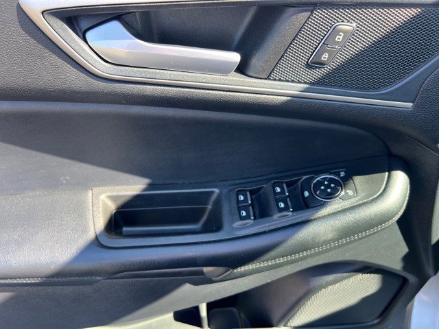 Certified 2022 Ford Edge SEL w/ Convenience Package image 11