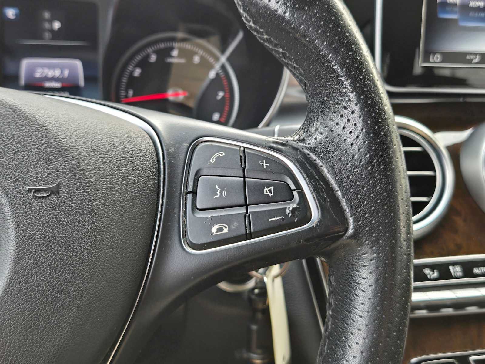 Used 2017 Mercedes-Benz GLC 300 image 30
