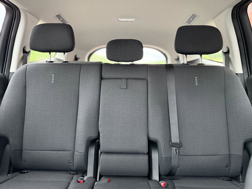 New 2026 Hyundai Ioniq 9 SE image 36