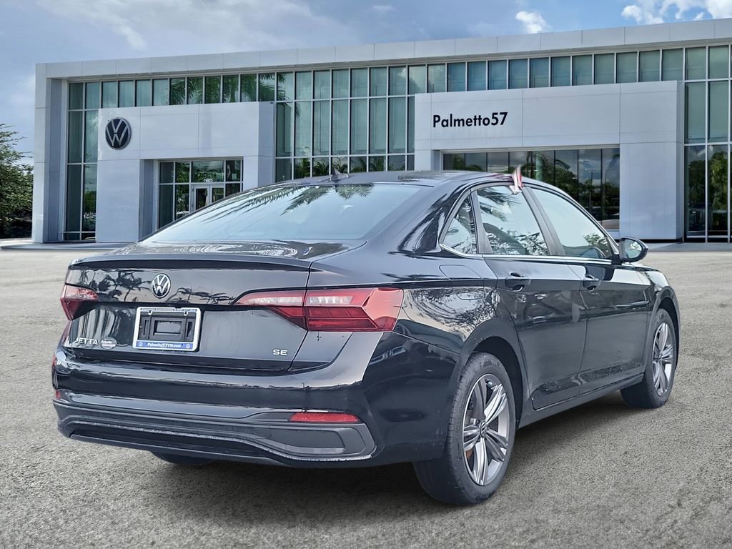 Used 2022 Volkswagen Jetta SE w/ Panoramic Sunroof Package image 6