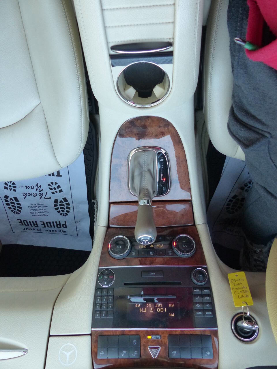 Used 2009 Mercedes-Benz CLK 350 Coupe image 31