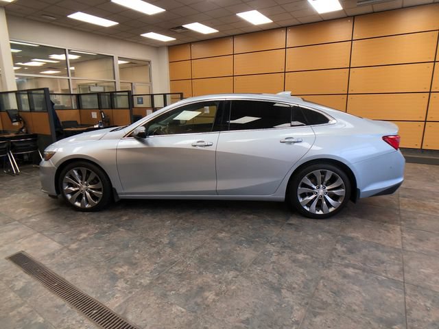 Used 2017 Chevrolet Malibu Premier w/ Premier Sun and Wheel Package FWD image 4