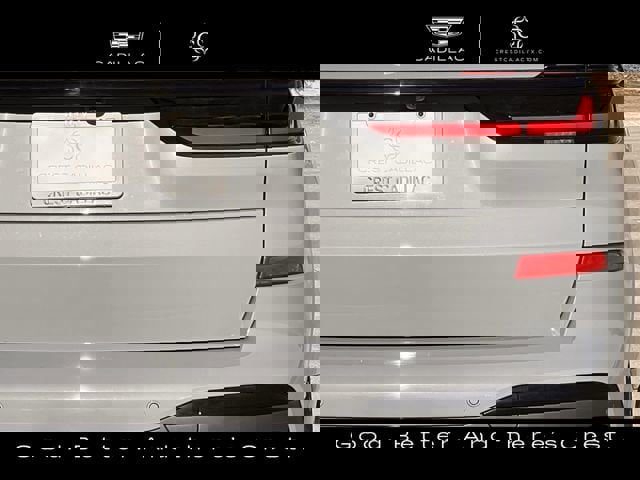 Used 2024 BMW X7 M60i w/ Executive Package image 6