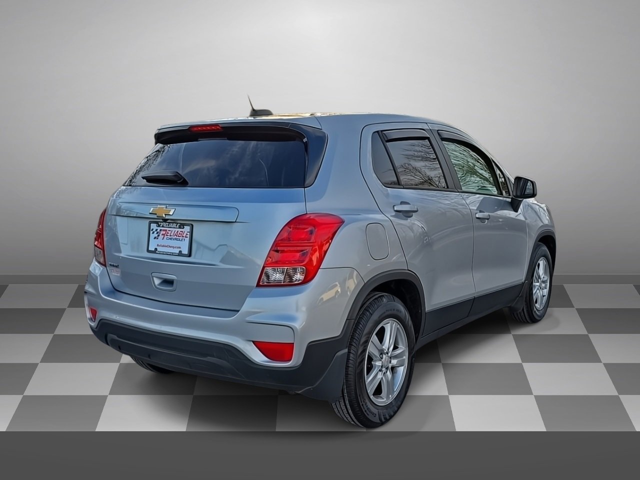 Certified 2021 Chevrolet Trax LS w/ Tint and Cruise Package image 6
