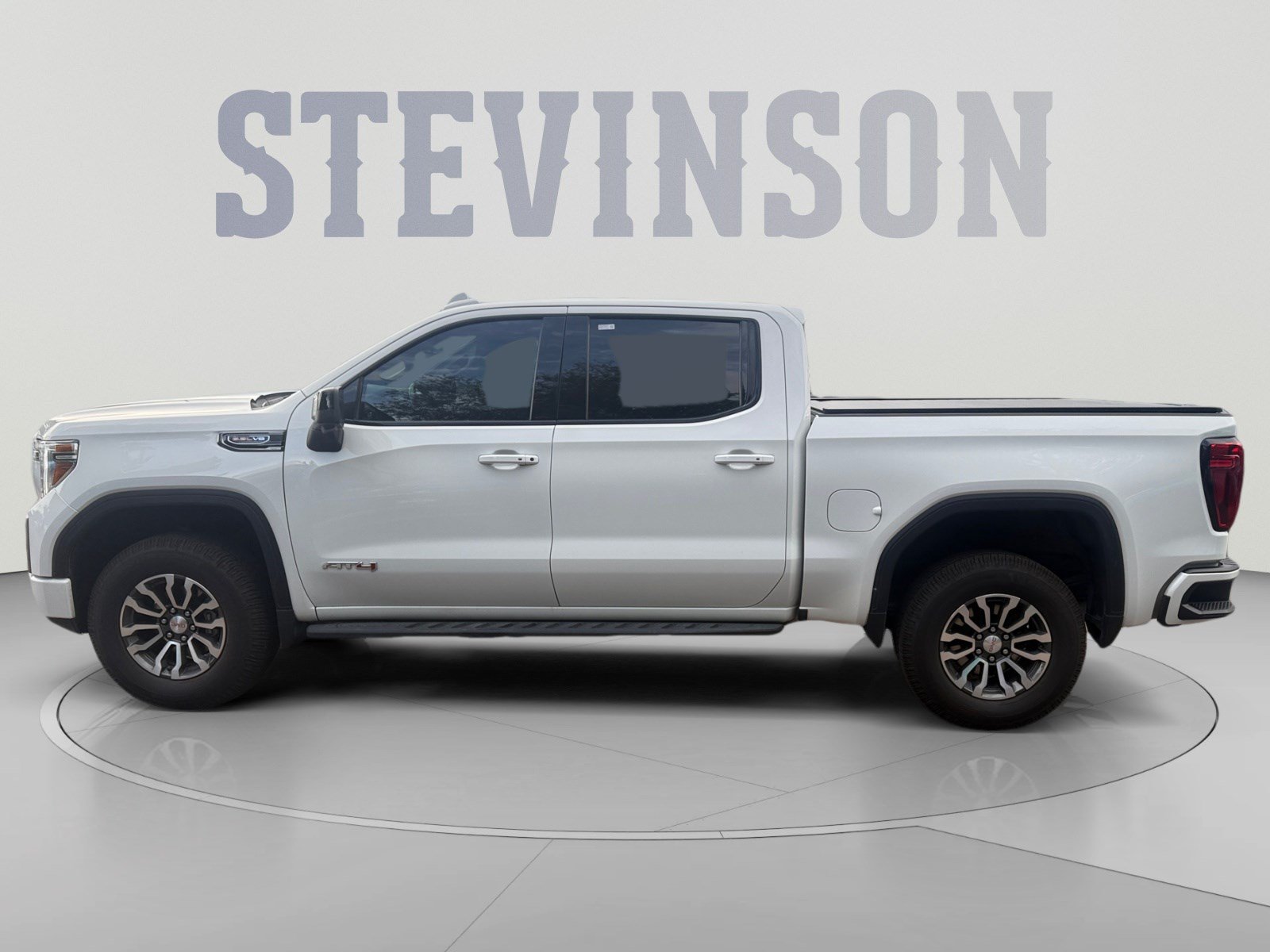 Used 2022 GMC Sierra 1500 AT4 w/ AT4 Premium Package AWD/4WD image 2