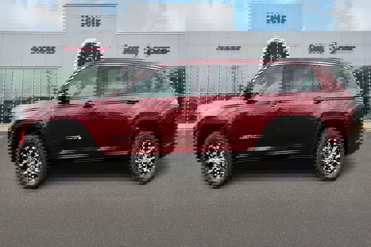 New 2025 Jeep Grand Cherokee L Limited w/ Luxury Tech Group II image 3