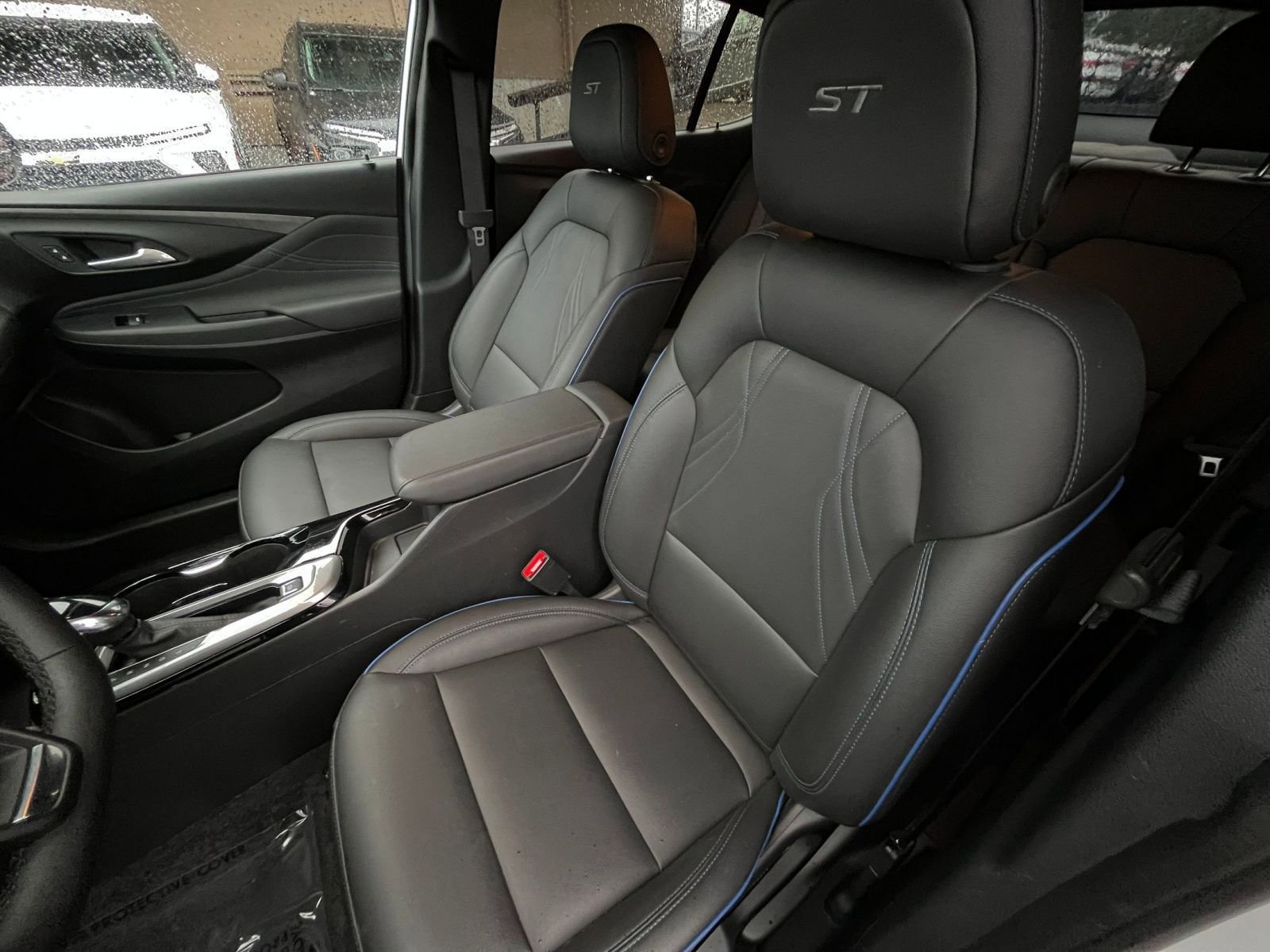 Used 2025 Buick Envista Sport Touring image 37