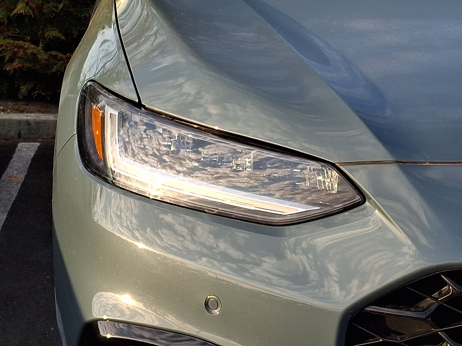 Used 2023 Honda HR-V EX-L image 9