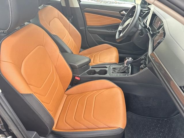 Certified 2024 Volkswagen Jetta SEL image 32