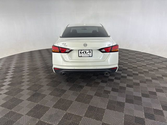 Used 2020 Nissan Altima 2.5 SR FWD image 8