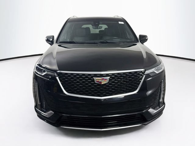 Used 2024 Cadillac XT6 Premium Luxury w/ Technology Package AWD/4WD image 2