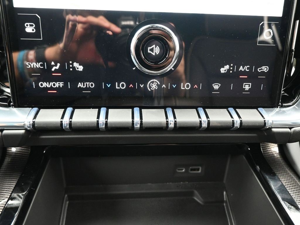 New 2026 GMC Yukon XL Elevation image 18