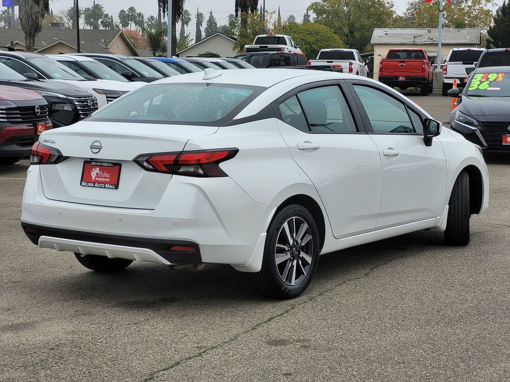 New 2025 Nissan Versa SV w/ Trunk Package FWD image 4