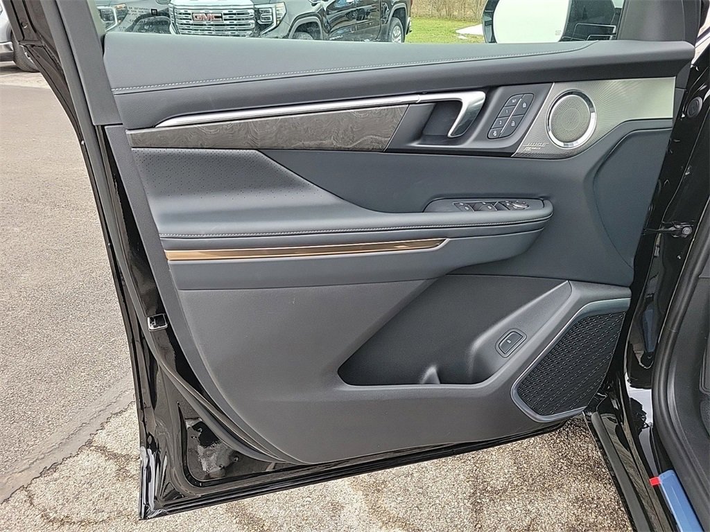 New 2026 Buick Enclave Avenir w/ Super Cruise Package image 19