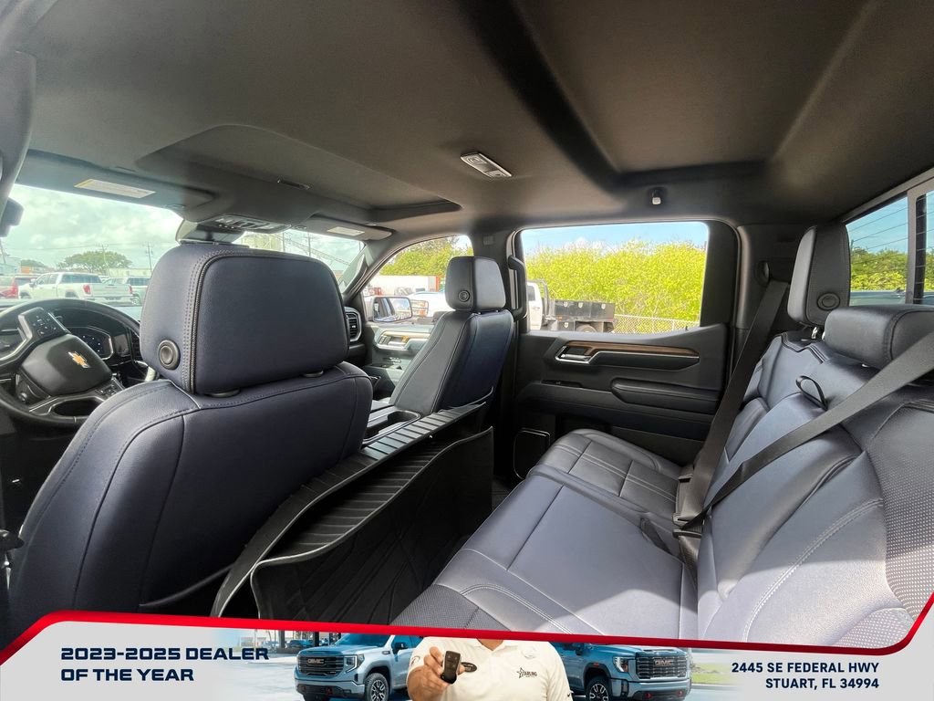 Used 2024 Chevrolet Silverado 1500 High Country w/ High Country Premium Package image 14