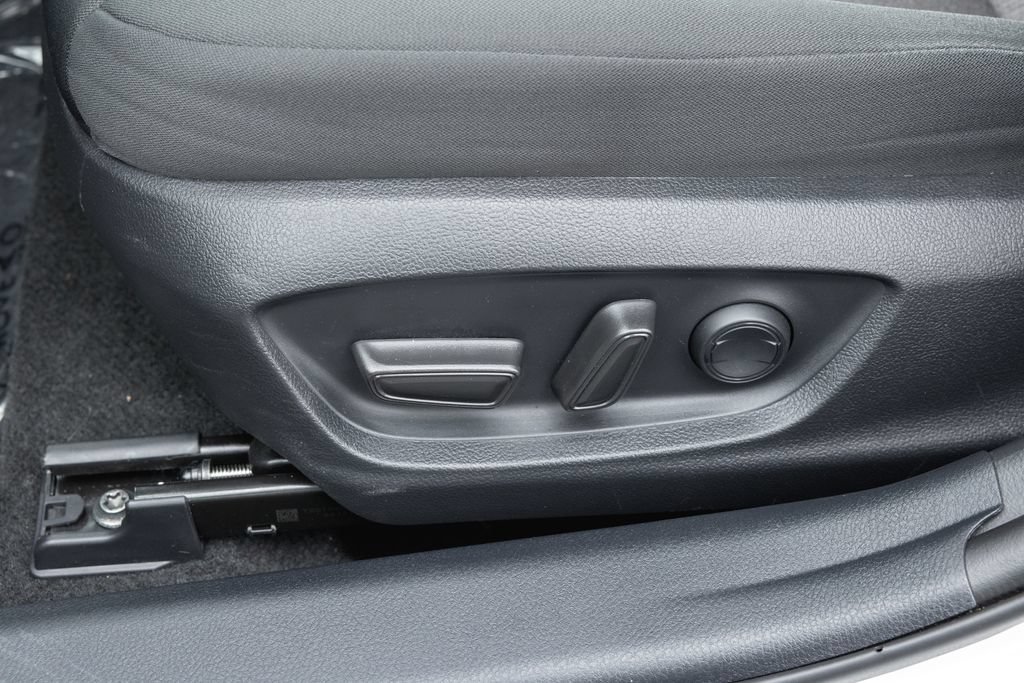 Certified 2022 Toyota Camry LE w/ Carpet Mat Package (TMS) FWD image 12