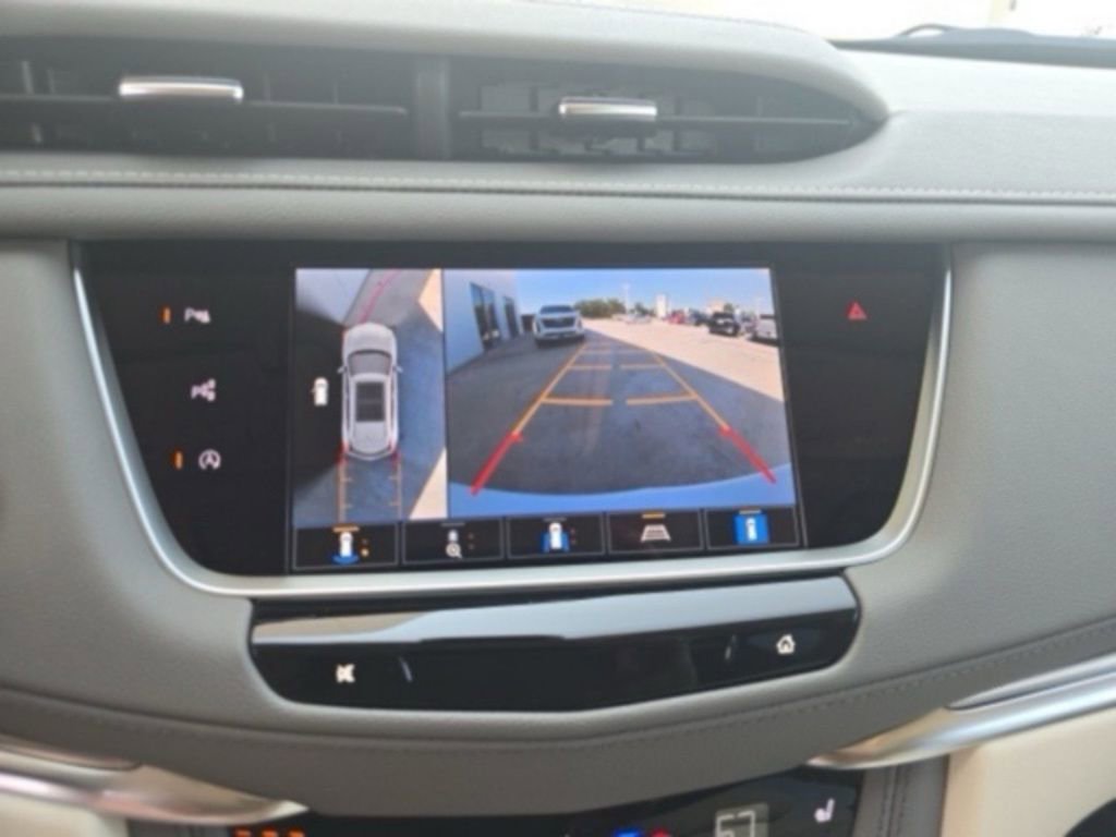 New 2026 Cadillac XT5 Premium Luxury w/ LPO, Floor Liner Package image 23
