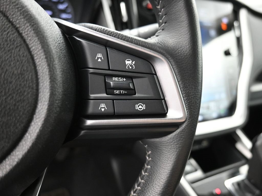Used 2024 Subaru Outback Premium image 6