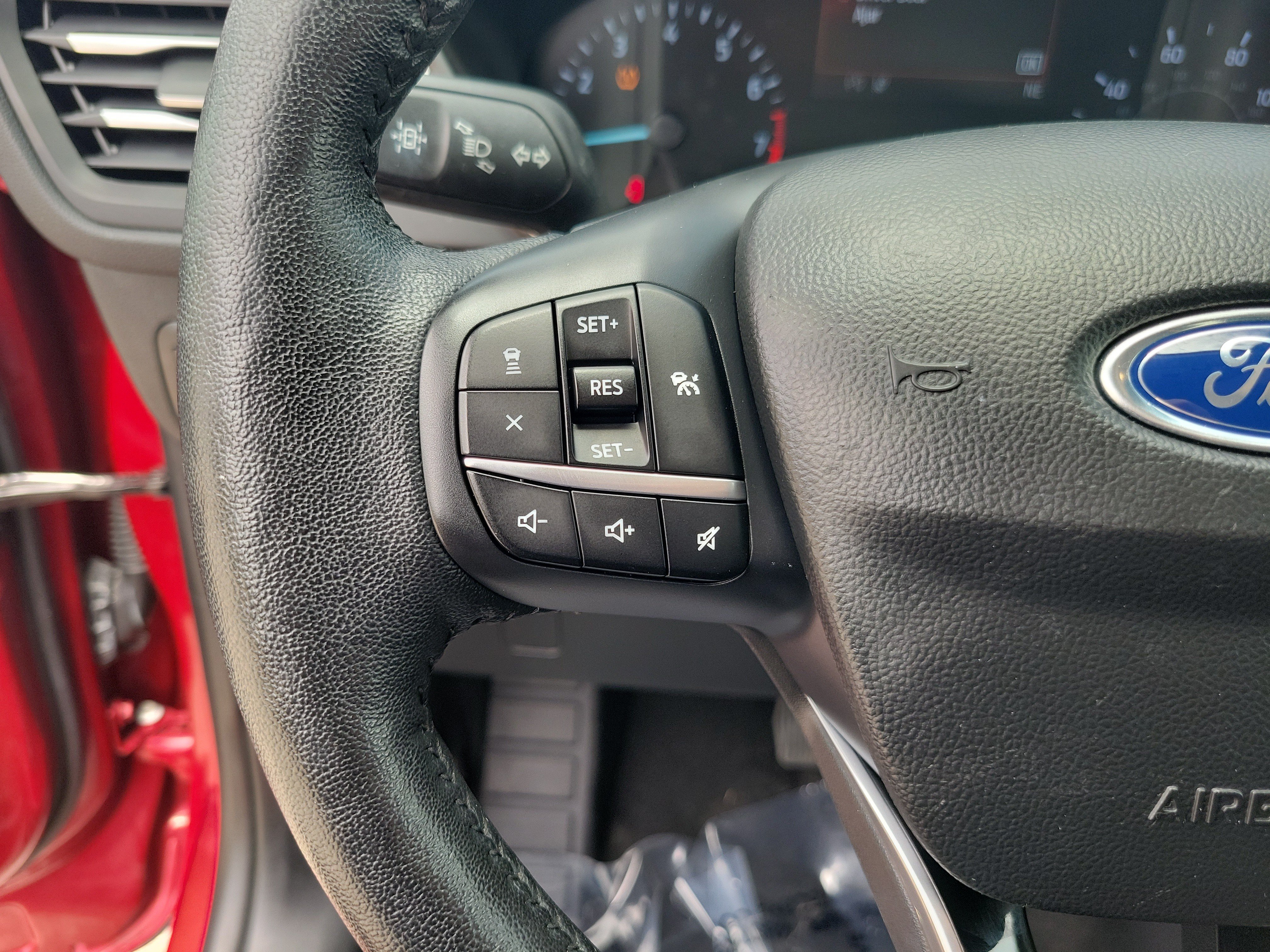 Used 2020 Ford Escape SEL FWD image 22