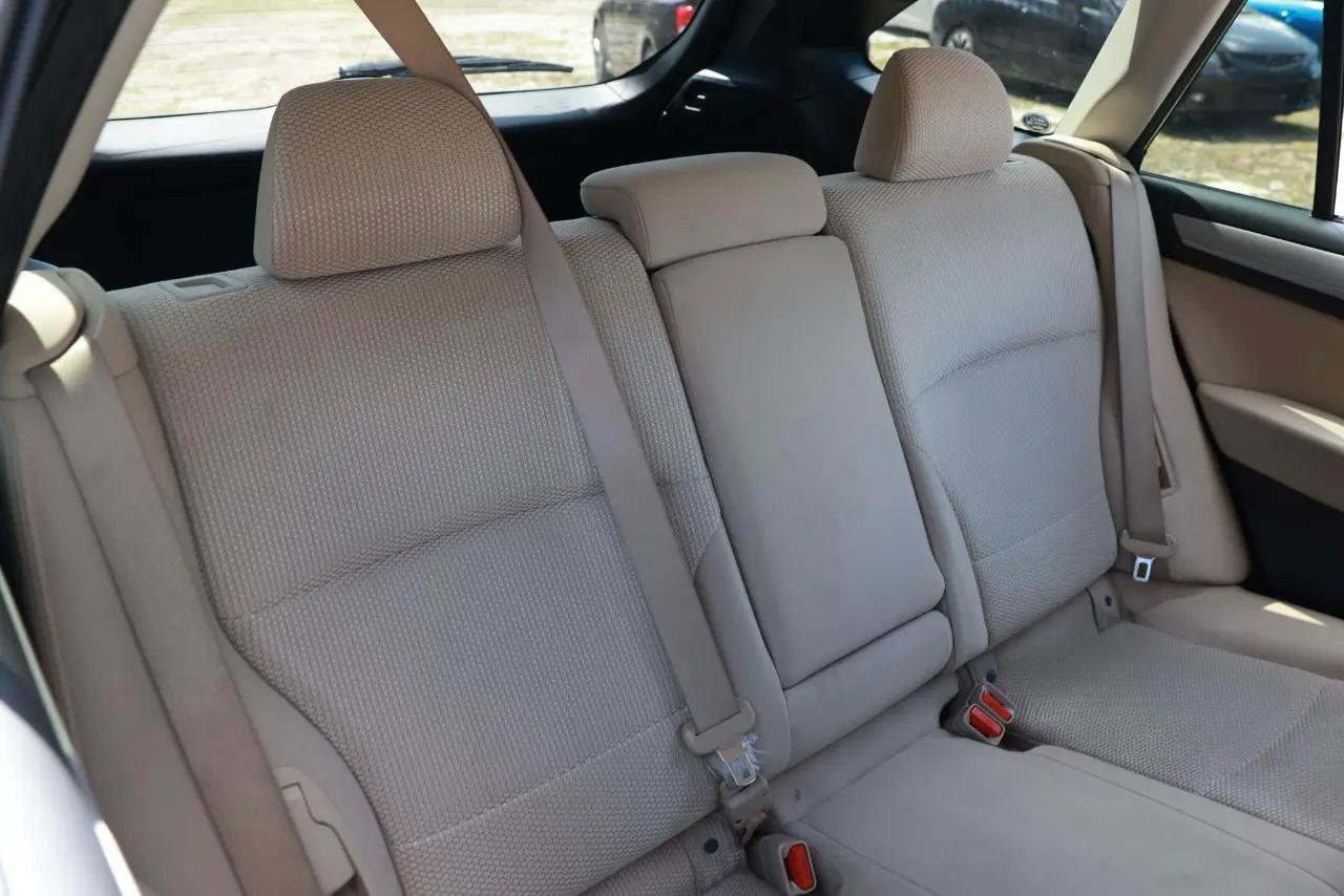 Used 2015 Subaru Outback 2.5i Premium AWD/4WD image 10