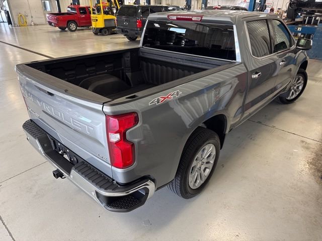 Used 2025 Chevrolet Silverado 1500 LTZ AWD/4WD image 14