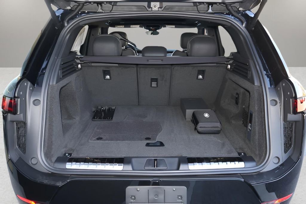 New 2026 Land Rover Range Rover Sport Dynamic SE AWD/4WD image 14
